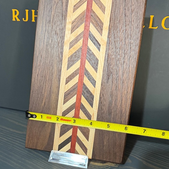 Cutting Board - Handcrafted! - Picture 5 of 6